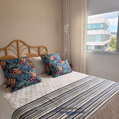 Apartamentos com 194m², 3 suítes, 2 garagens, no bairro Jurerê Internacional em Florianópolis