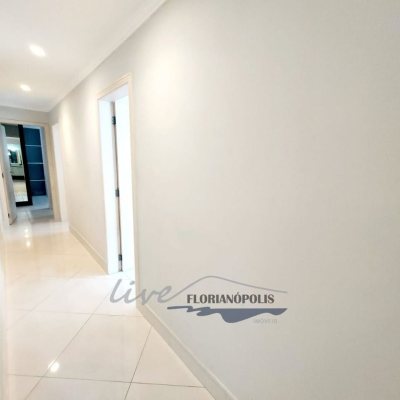 Apartamentos com 100m², 3 quartos, 1 suíte, 2 garagens, no bairro Canasvieiras em Florianópolis