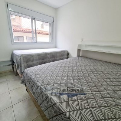 Apartamentos com 100m², 3 quartos, 1 suíte, 2 garagens, no bairro Canasvieiras em Florianópolis