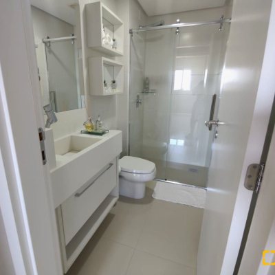 Apartamentos com 88m², 3 quartos, 1 suíte, 2 garagens, no bairro Córrego Grande em Florianópolis