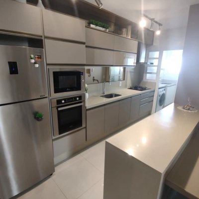 Apartamentos com 88m², 3 quartos, 1 suíte, 2 garagens, no bairro Córrego Grande em Florianópolis