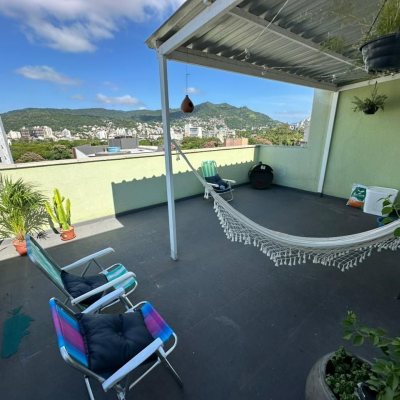 Apartamentos com 66m², 1 quarto, 2 garagens, no bairro Carvoeira em Florianópolis