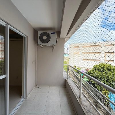 Apartamentos com 60m², 2 quartos, 1 garagem, no bairro Capoeiras em Florianópolis