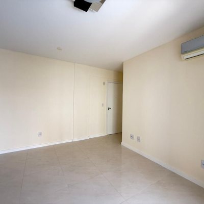 Apartamentos com 60m², 2 quartos, 1 garagem, no bairro Capoeiras em Florianópolis