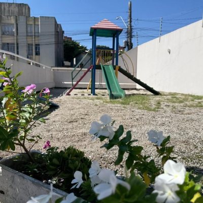 Apartamentos com 60m², 2 quartos, 1 garagem, no bairro Capoeiras em Florianópolis