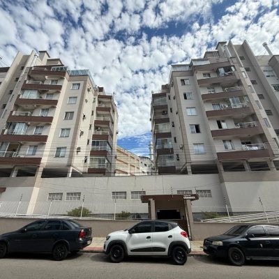 Apartamentos com 60m², 2 quartos, 1 garagem, no bairro Capoeiras em Florianópolis