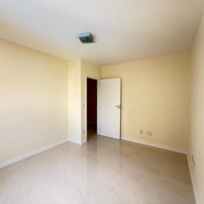 Apartamentos com 60m², 2 quartos, 1 garagem, no bairro Capoeiras em Florianópolis