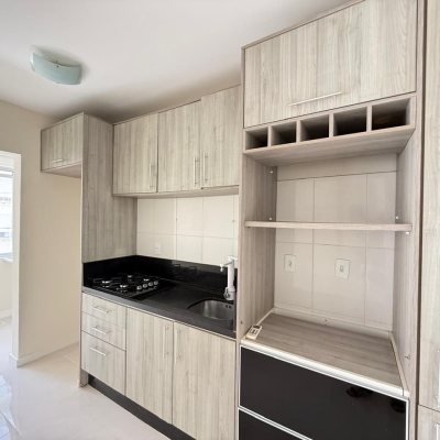 Apartamentos com 60m², 2 quartos, 1 garagem, no bairro Capoeiras em Florianópolis