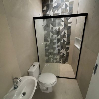 Sobrado Residencial com 103m², 2 quartos, 2 suítes, 1 garagem, no bairro São João Do Rio Vermelho em Florianópolis