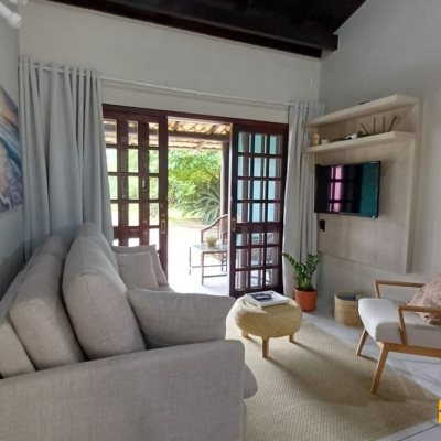 Casa em Condomínio com 73m², 2 quartos, 2 garagens, no bairro Lagoa da Conceição em Florianópolis