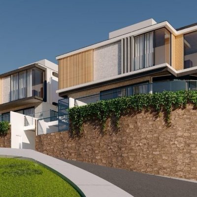 Sobrado Residencial com 196m², 3 quartos, 1 suíte, 2 garagens, no bairro João Paulo em Florianópolis