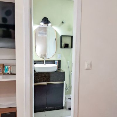 Sobrado Residencial com 115m², 3 quartos, 2 suítes, 1 garagem, no bairro São João Do Rio Vermelho em Florianópolis