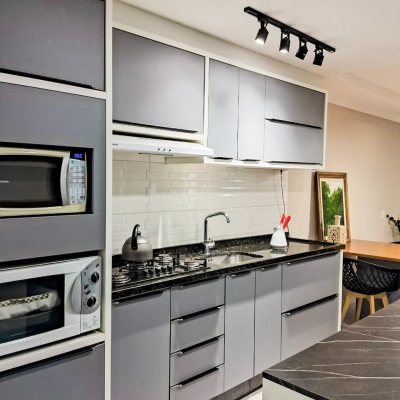 Sobrado Residencial com 115m², 3 quartos, 2 suítes, 1 garagem, no bairro São João Do Rio Vermelho em Florianópolis