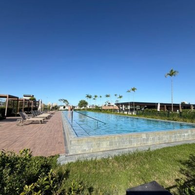 Casa em Condomínio com 500m², 4 quartos, 4 suítes, 2 garagens, no bairro Pedra Branca em Palhoça