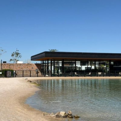 Casa em Condomínio com 500m², 4 quartos, 4 suítes, 2 garagens, no bairro Pedra Branca em Palhoça