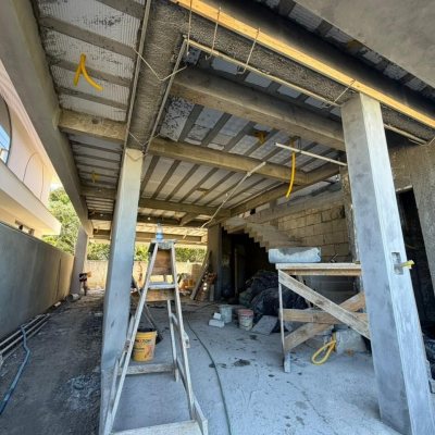 Casa em Condomínio com 500m², 4 quartos, 4 suítes, 2 garagens, no bairro Pedra Branca em Palhoça