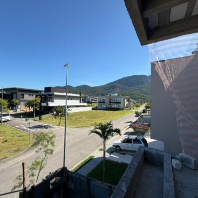 Casa em Condomínio com 500m², 4 quartos, 4 suítes, 2 garagens, no bairro Pedra Branca em Palhoça