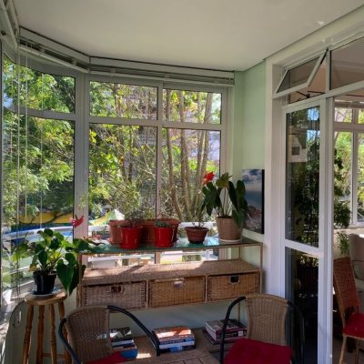 Apartamentos com 98m², 3 quartos (sendo 1 suíte), 1 garagem, no bairro Jurerê em Florianópolis