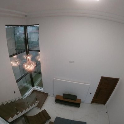 Casa em Condomínio com 127m², 3 quartos (sendo 3 suítes), 2 garagens, no bairro Rio Vermelho em Florianópolis