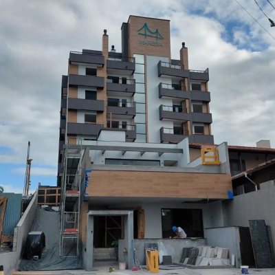 Apartamentos com 65m², 2 quartos (sendo 1 suíte), 1 garagem, no bairro Ingleses em Florianópolis