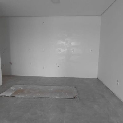 Apartamentos com 65m², 2 quartos (sendo 1 suíte), 1 garagem, no bairro Ingleses em Florianópolis