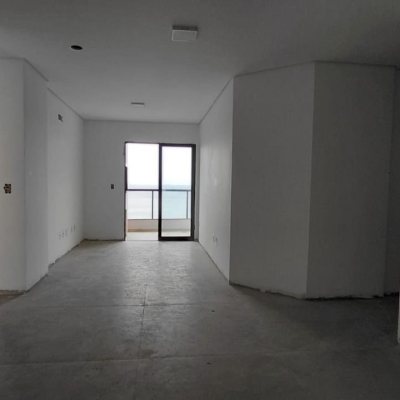 Apartamentos com 65m², 2 quartos (sendo 1 suíte), 1 garagem, no bairro Ingleses em Florianópolis