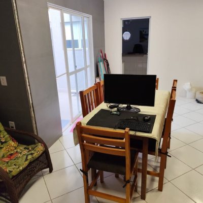 Casa Residencial com 145m², 3 quartos, 1 garagem, no bairro Ingleses do Rio Vermelho em Florianópolis