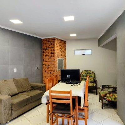 Casa Residencial com 145m², 3 quartos, 1 garagem, no bairro Ingleses do Rio Vermelho em Florianópolis