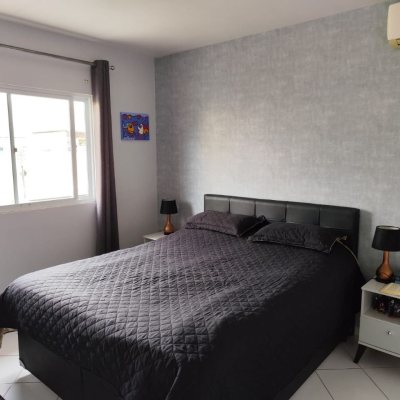 Casa Residencial com 145m², 3 quartos, 1 garagem, no bairro Ingleses do Rio Vermelho em Florianópolis