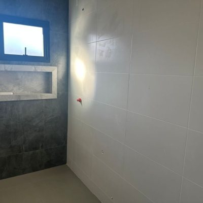 Casa Residencial com 86m², 2 quartos (sendo 2 suítes), 1 garagem, no bairro Ingleses do Rio Vermelho em Florianópolis