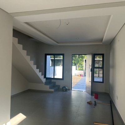 Casa Residencial com 86m², 2 quartos (sendo 2 suítes), 1 garagem, no bairro Ingleses do Rio Vermelho em Florianópolis