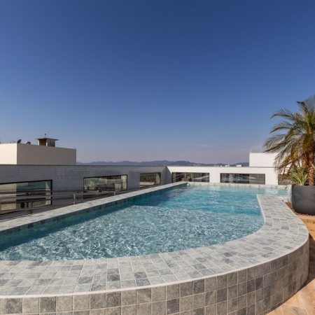 Lyon Residence em São José