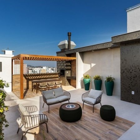 Lyon Residence em São José